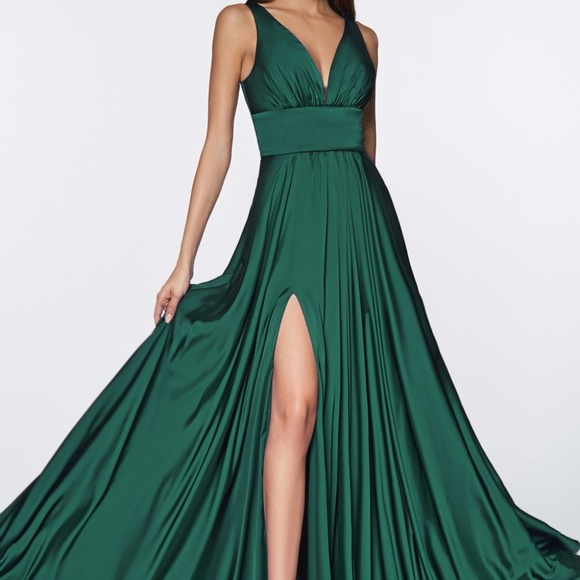 New Formal prom dress. Bridesmaid evening gown - Picture 4 of 8